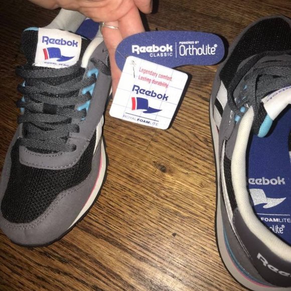 Reebok sneakers - Picture 3 of 4